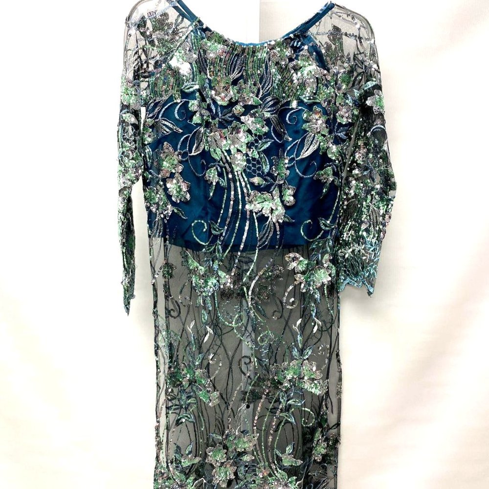 Women's Green Modern Style Sequined Sheer Lace Fabric Round Neck Overlay Top